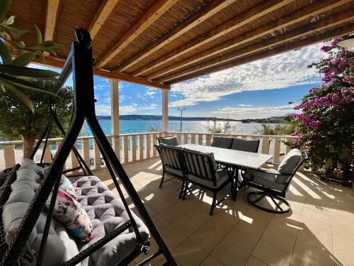 Villa Prima, Kaštela