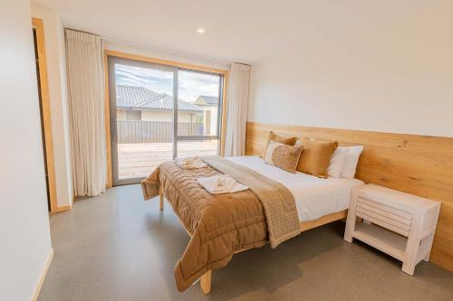Sunny & Spacious on Scurr Terrace - image 3