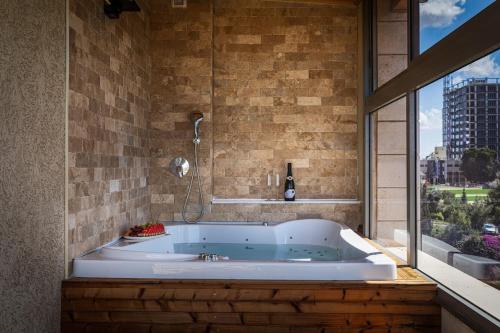 Παροχές, Ramada by Wyndham Nazareth in Ναζαρέθ