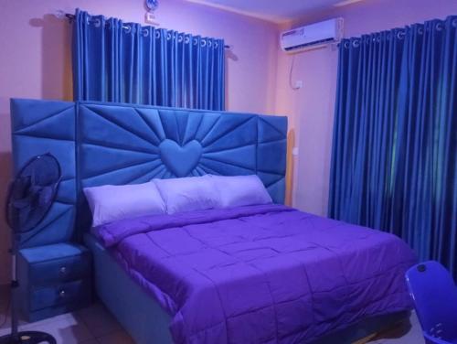 2 Bed - Sleeps 4 with Free Parking, Бенин-Сити