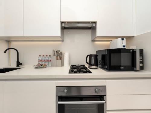 Lux Studio near Burj Khalifa in Business Bay, Dubaï (photo 7)