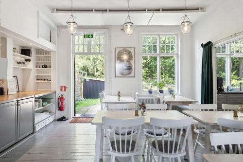 Létesítmények, STF Villa Soderasen B&B in Rostanga