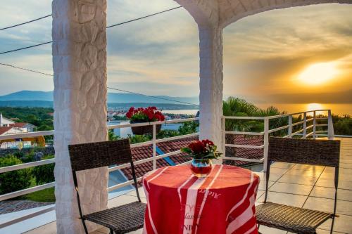 ทัศนียภาพ, Apartments Kremenici in สเวติ วิด-มิโฮลยิเซ