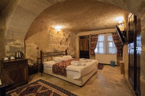 Century Cave Hotel - Tap to explore photos
