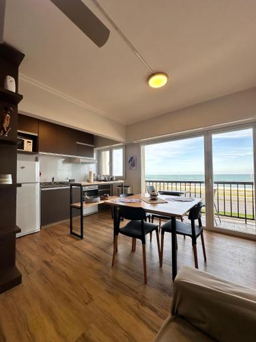 Amanecer frente al mar in Barrio Zacagnini