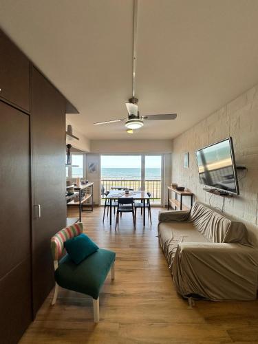 Amanecer frente al mar in Barrio Zacagnini