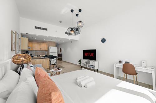 Cozy Studio near the Beach With Access to Pool and Gym, Dubaï (photo 3)