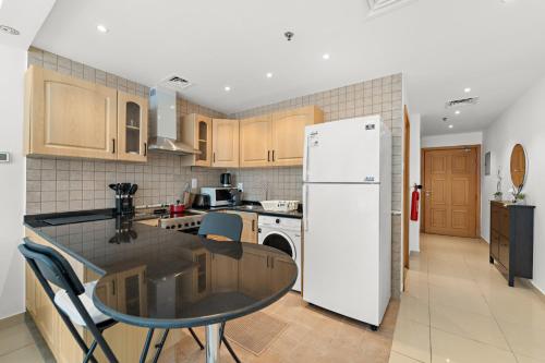 Cozy Studio near the Beach With Access to Pool and Gym, Dubaï (photo 7)