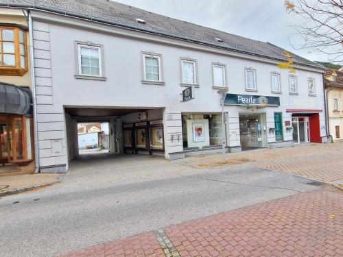 Gudzevic - FU A 2 in Gloggnitz, Österreich