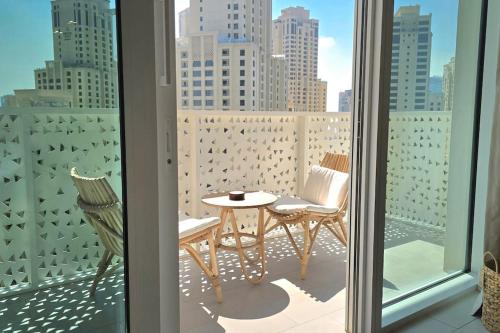 Private Spa 1BR Biophilic Retreat With Beach Access & Infinity Pool, Dubai (Foto 5)