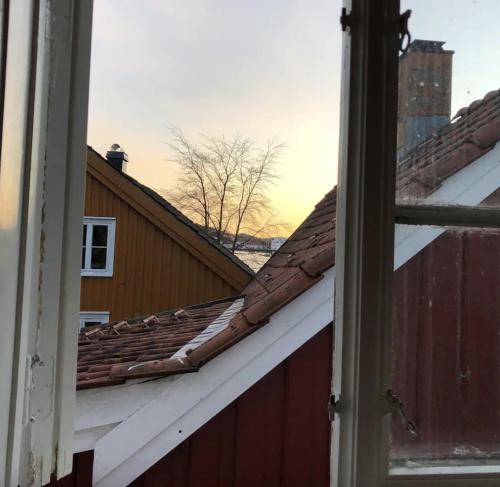 ทัศนียภาพ, Idyllisk sørlandshus i Arendal sentrum - i vannkanten in อาเร็นดาล