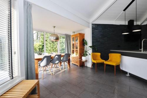 Bungalowpark Het Verscholen Dorp - image 11