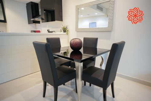 Alashrafia Saray- Upscale 1bdr apartment in Canal Views, Dubái (foto 6)
