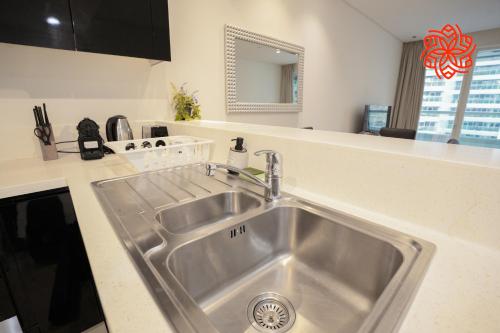 Alashrafia Saray- Upscale 1bdr apartment in Canal Views, Dubái (foto 8)
