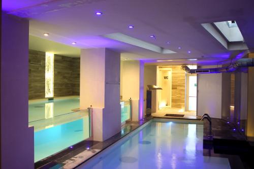 Ванна з термальною мінеральною водою, Hotel Columbia Wellness & Spa in Монтекатіні Терме
