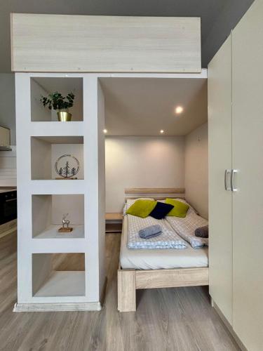 Ava Central Residence 4