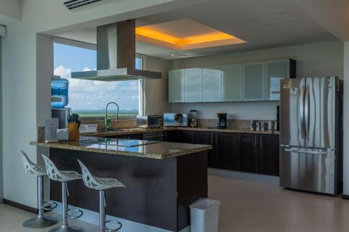 Luxury Beachfront Condo - Cancún in Cancún, Mexico