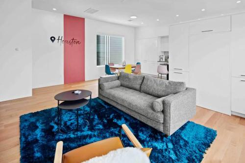 Spacious & Modern House in East Downtown Houston Near Metro Rail & Downtown in Houston, USA