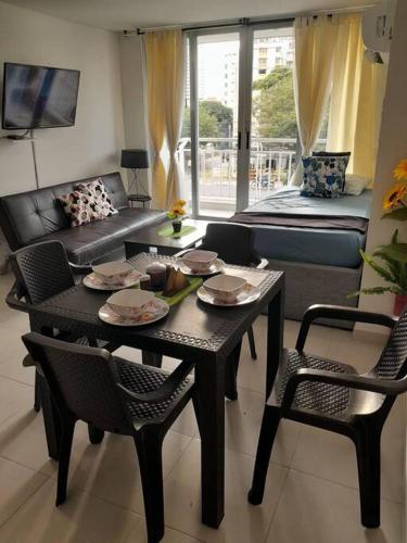 Apartamento en El Rodadero con piscina y jacuzzi