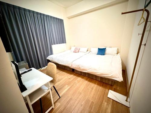 2 double beds
