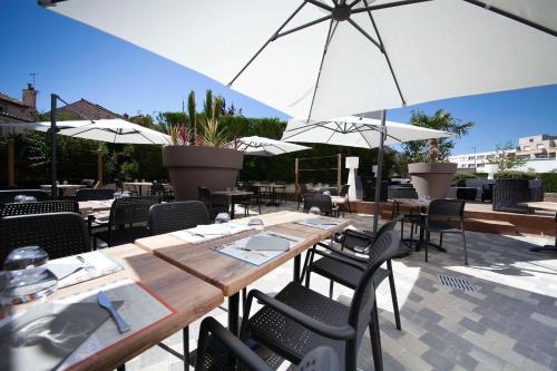 Comfort Hotel Clermont Saint Jacques - image 3