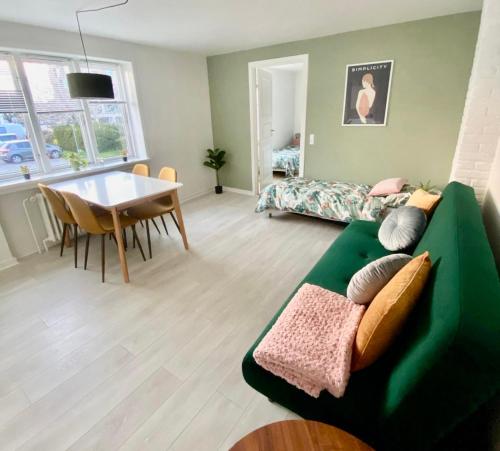 300 meter walk to LEGO house - 50m2 COZY apartment - unit D 2
