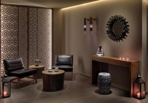 H10 Estepona Palace - image 5