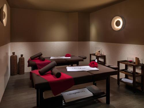 H10 Estepona Palace - image 6