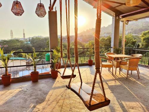 Summit House Dharamshala in อุปาร์ลีบารอล