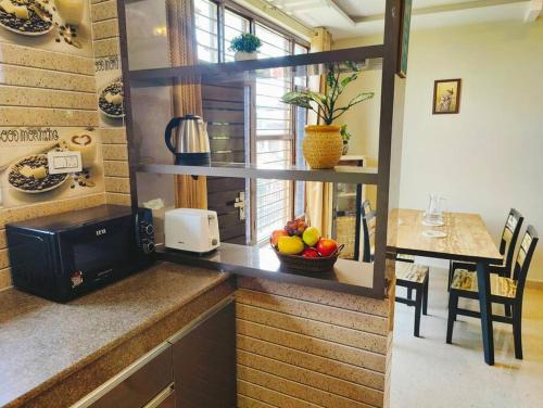 Summit House Dharamshala in อุปาร์ลีบารอล