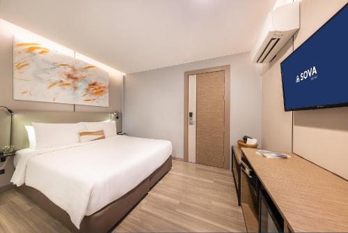 Superior Double Room image 5