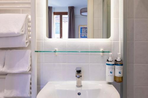 Palazzo Orseolo- Gondola View - image 8