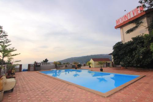 Mount View Executive