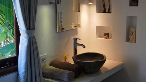 604754437 Anda Amed Villas & Spa