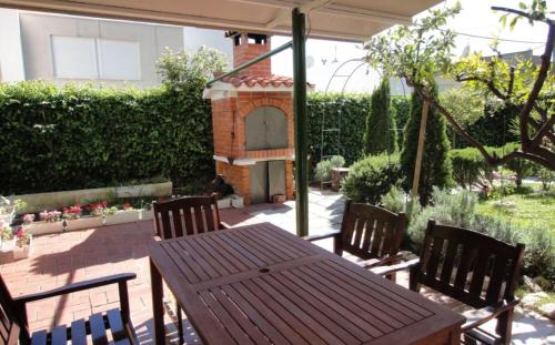 Apartments Maria - close to beach - image 3
