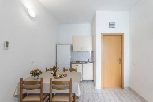 Seadmed, Apartments Vedra in Baska Voda
