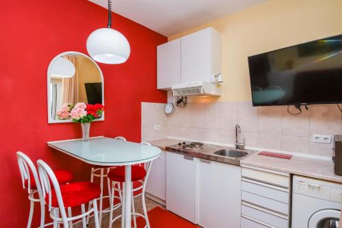 keuken, Apartments Helios in Kastela