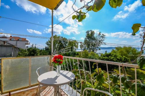 balkon/terras, Apartments Helios in Kastela