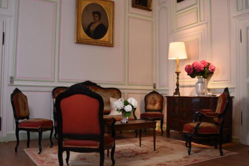 Lobby, Chateau Hotel de Warenghien in Douai