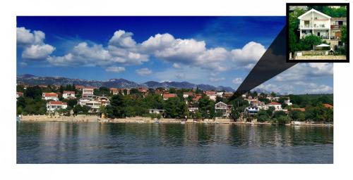 Apartments Dubravko-5m from beach Obrovac 