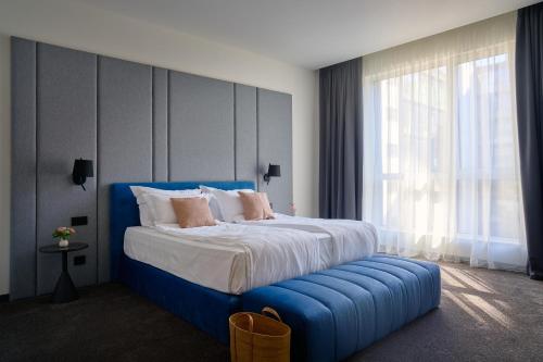 Adella Boutique Hotel - image 8