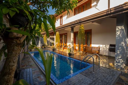 Zichron Rest
