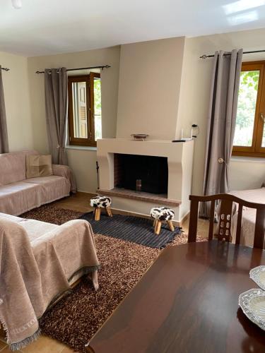 Karyatida in 華爾維薩拉哥尼亞斯