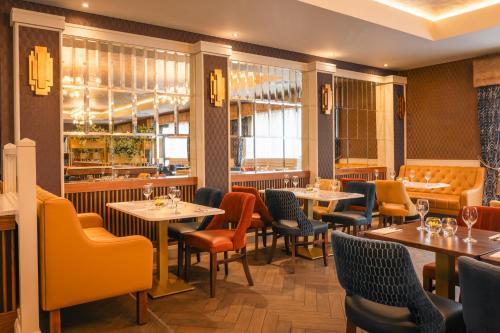 Grand Canal Hotel - image 14