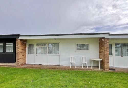 Chalet for hire in Florida Hemsby
