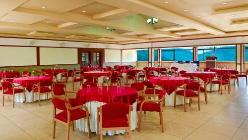 ห้องประชุม / บอลรูม, โรงแรมคลาวด์ วาลลีย์ ลีเชอร์ (Clouds Valley Leisure Hotel) in มูลากาได