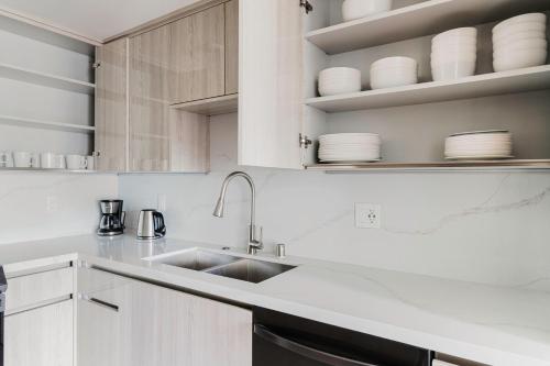 Blueground Hollywood wd ac furnished LAX-1267 in Los Angeles, USA