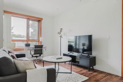 Blueground Hollywood wd ac furnished LAX-1267 in Los Angeles, USA