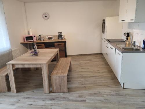 設施, Große Komfortable Monteurswohnung in 古特納克爾