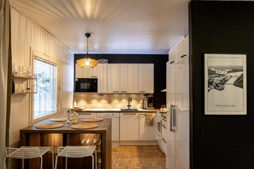 Aurora Chalet with Sauna by Booklapland 5